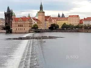 Pronájem bytu 3+1, Praha, Hořejší nábřeží, 94 m2