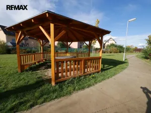 Pronájem bytu 1+1, Nupaky, U Školky, 50 m2
