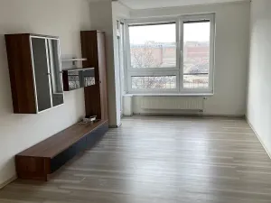 Pronájem bytu 2+kk, Praha - Vysočany, Kabešova, 56 m2