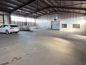 Pronájem skladu, Pardubice, Na Spravedlnosti, 427 m2