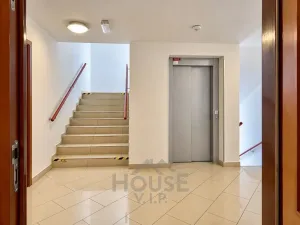 Prodej bytu 2+kk, Praha - Zličín, Tulešická, 59 m2