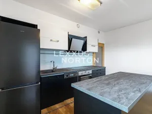 Pronájem bytu 2+kk, Praha - Uhříněves, V bytovkách, 54 m2
