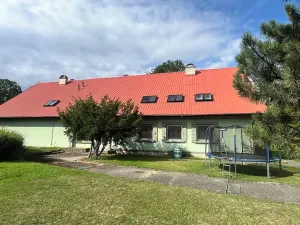 Dražba činžovního domu, Komorní Lhotka, 1000 m2