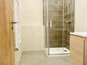 Pronájem bytu 1+kk, Praha - Vysočany, Střídavá, 36 m2