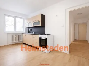 Pronájem bytu 2+1, Karviná - Nové Město, nám. Budovatelů, 69 m2