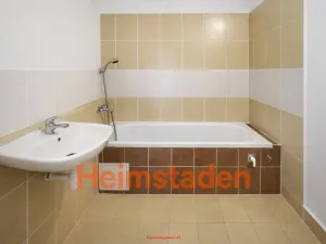 Pronájem bytu 2+1, Orlová - Lutyně, Masarykova třída, 61 m2