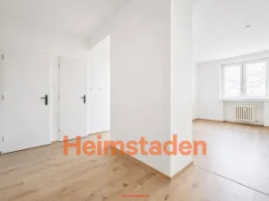 Pronájem bytu 2+kk, Ostrava - Poruba, náměstí Boženy Němcové, 60 m2