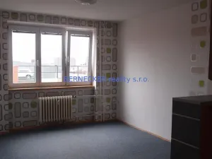 Pronájem bytu 1+kk, Hradec Králové, Dukelská třída, 25 m2