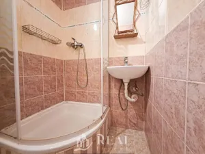 Pronájem bytu 1+kk, Chomutov, Kostnická, 20 m2