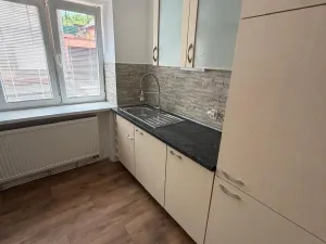 Pronájem rodinného domu, Třebenice, Loucká, 148 m2