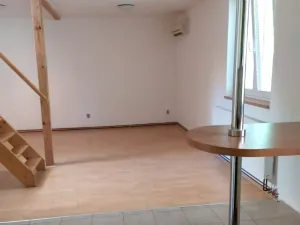 Pronájem bytu 3+kk, Horní Benešov, Národní třída, 74 m2