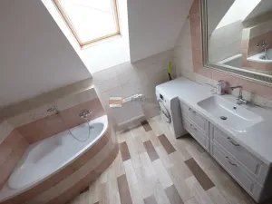 Pronájem rodinného domu, Zlonín, Měšická, 140 m2