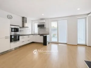Prodej bytu 2+kk, Znojmo - Oblekovice, Oblekovická, 60 m2