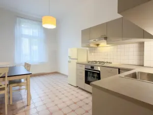 Pronájem kanceláře, Praha - Vinohrady, Lucemburská, 85 m2