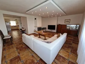 Prodej rodinného domu, Střílky, Koryčanská, 283 m2