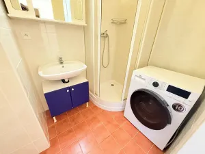 Pronájem bytu 1+kk, Praha - Nusle, Bartoškova, 33 m2