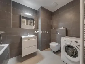 Pronájem bytu 1+kk, Praha - Vysočany, Vysočanská, 32 m2