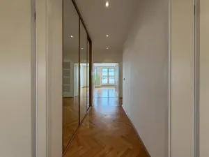Prodej bytu 3+kk, Praha - Podolí, Levá, 137 m2