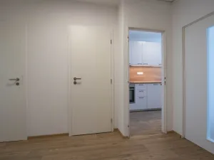 Pronájem bytu 3+1, Praha - Žižkov, Ostromečská, 83 m2