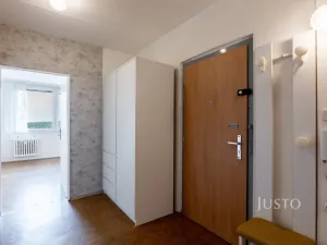 Pronájem bytu 2+kk, Praha - Řepy, Nevanova, 42 m2