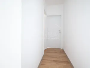 Pronájem bytu 2+kk, Děčín VI-Letná, Školní, 43 m2