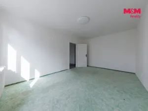 Pronájem bytu 2+1, Horní Slavkov, Poštovní, 61 m2