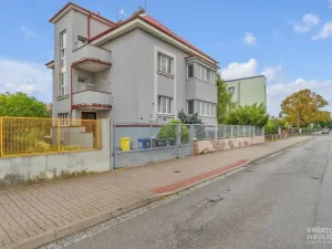 Prodej bytu 1+1, Hradec Králové - Pražské Předměstí, Fráni Šrámka, 68 m2