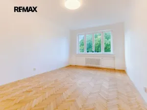 Pronájem bytu 3+kk, Praha - Vršovice, Rybalkova, 75 m2