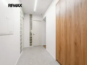Pronájem bytu 1+kk, Praha - Vršovice, Holandská, 45 m2