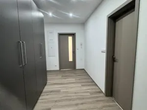 Pronájem bytu 2+kk, Plzeň - Skvrňany, Františka Kováříka, 61 m2