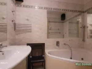 Pronájem bytu 2+kk, Praha - Vršovice, Kubánské náměstí, 78 m2