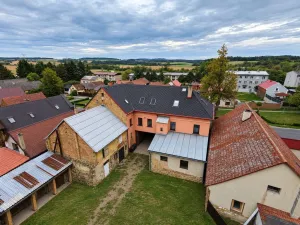Prodej rodinného domu, Cebiv, 360 m2