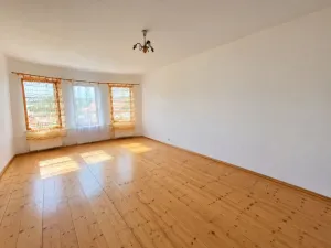 Prodej rodinného domu, Cebiv, 360 m2