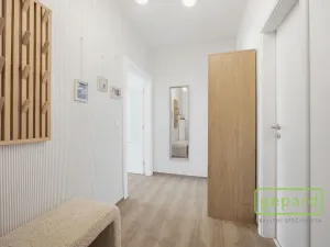 Prodej bytu 1+kk, Praha, Čestmírova, 40 m2