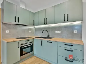 Prodej bytu 4+kk, Jablonec nad Nisou - Mšeno nad Nisou, Arbesova, 72 m2