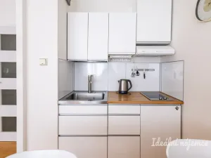 Pronájem bytu 2+kk, Praha - Černý Most, Bryksova, 48 m2