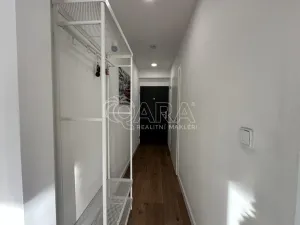 Pronájem bytu 1+kk, Praha - Jinonice, Peroutkova, 22 m2
