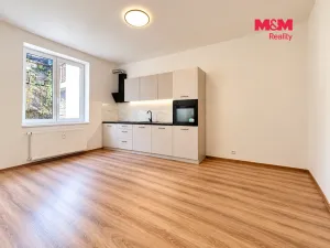Pronájem bytu 4+kk, Úpice, Regnerova, 98 m2