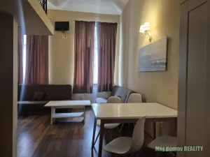 Pronájem bytu 1+kk, Praha - Karlín, Křižíkova, 37 m2
