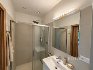 Pronájem bytu 2+kk, Liberec - Liberec XXIII-Doubí, Hůlkova, 47 m2
