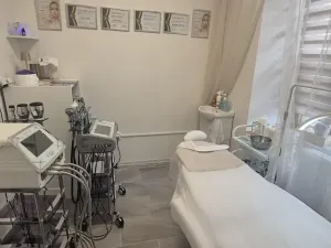 Prodej obchodního prostoru, Česká Lípa, Erbenova, 60 m2