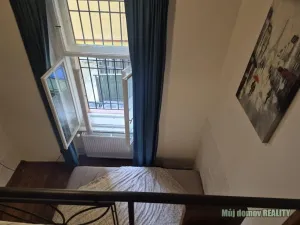 Pronájem bytu 2+kk, Praha - Karlín, Křižíkova, 46 m2