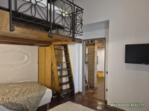 Pronájem bytu 2+kk, Praha - Karlín, Křižíkova, 46 m2