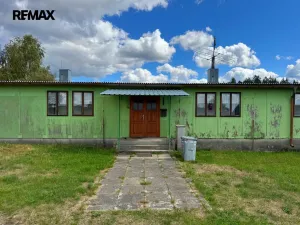 Pronájem skladu, Chlum u Třeboně, 480 m2