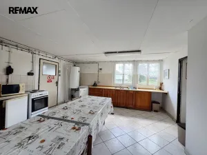 Pronájem skladu, Chlum u Třeboně, 480 m2