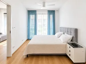 Pronájem bytu 2+kk, Praha - Košíře, Starokošířská, 55 m2