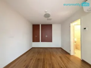Pronájem obchodního prostoru, Plzeň, Zbrojnická, 15 m2
