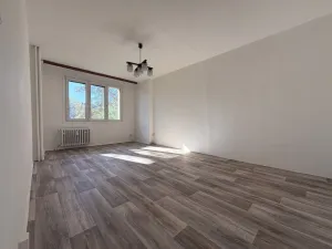 Pronájem bytu 2+1, Plzeň - Skvrňany, Vejprnická, 68 m2