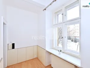 Pronájem bytu 5+kk, Praha - Dejvice, Kafkova, 105 m2