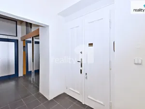 Pronájem bytu 5+kk, Praha - Dejvice, Kafkova, 105 m2